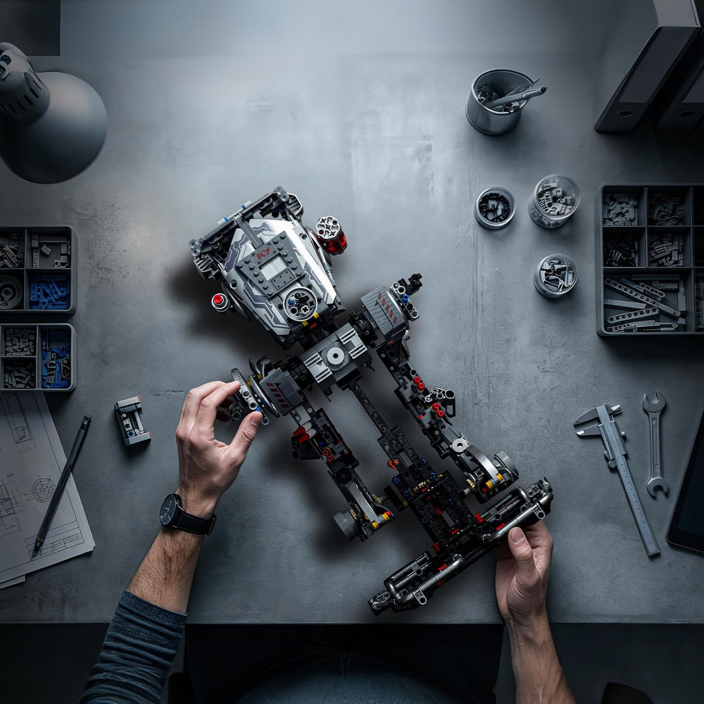 UNCLE BRICK Mechanical War Robots Building Blocks Sets,Interstellar War Walking Robot,Manual Rotation and Electric Drive,STEM Toys for Aged 8-13,A Perfect Birthday for Model Collectors