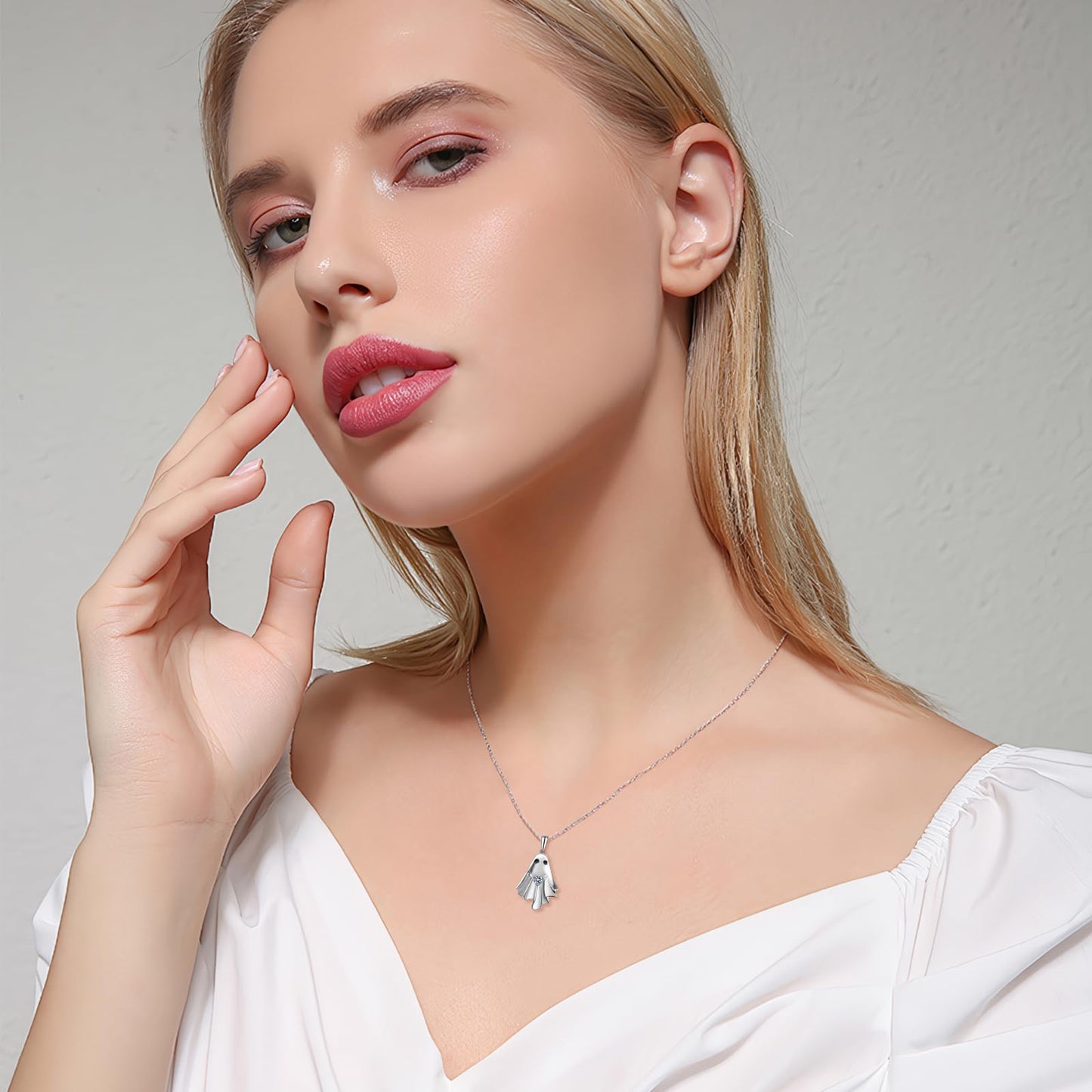 Halloween Ghost Necklace for Women S925 Sterling Silver Spooky Ghost Pendant With Heart Cz for Women Halloween Jewelry Gift