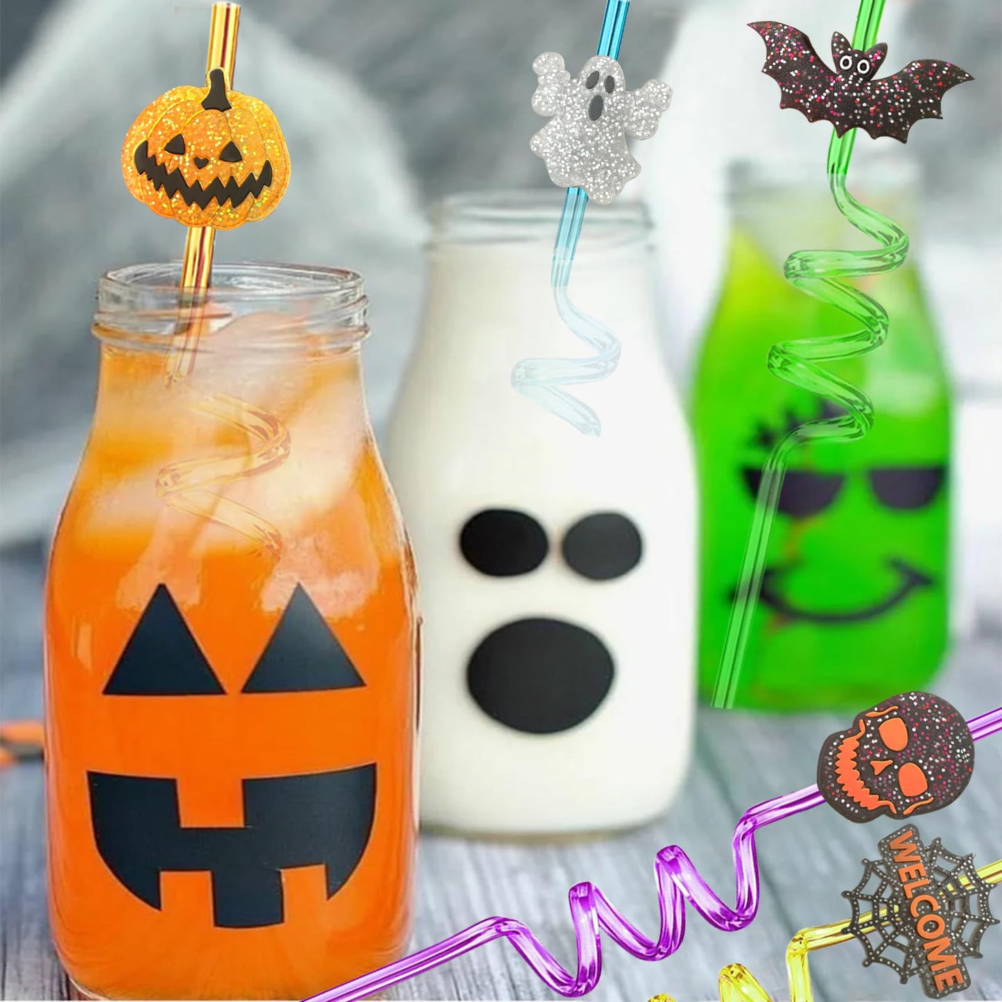 24Pcs Bling Glitter Halloween Party Favors Straws Bats Pumpkin Witch Ghost Straws for Halloween Party Supplies Birthday Party Decoration with 2 Cleaning Brush.