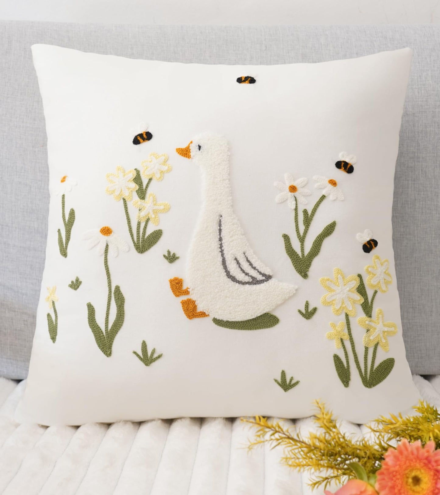 Puresora Embroidery Throw Pillow Covers 18x18-1 Pcs, Decorative Pillow Cases Soft Cushion Case Pillowcase for Chair Sofa Bedroom Living Room Home Decor, Goose