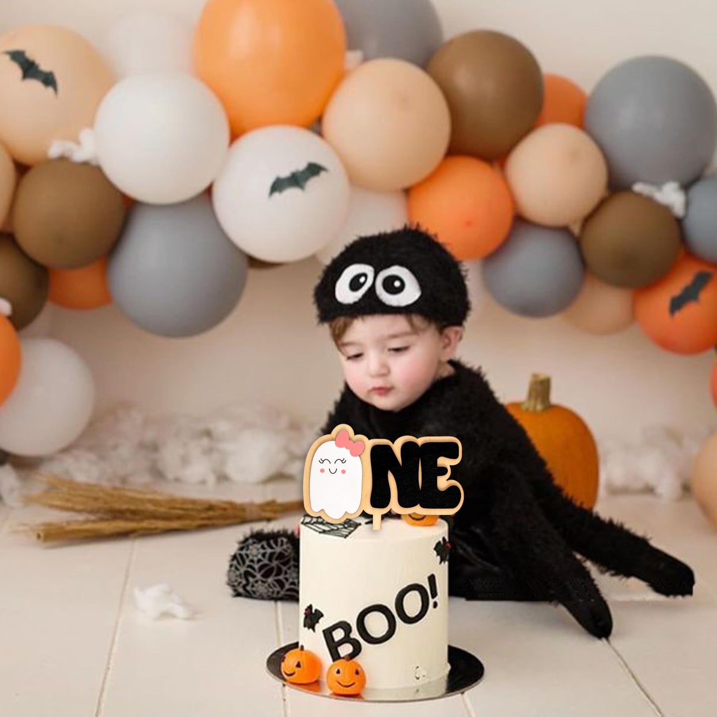 MUWEOL Spooky One Cake Topper - Halloween First Birthday Party Decoration,Little Cute Ghost With Pink Bow Wooden Cake Topper (spooky topper)
