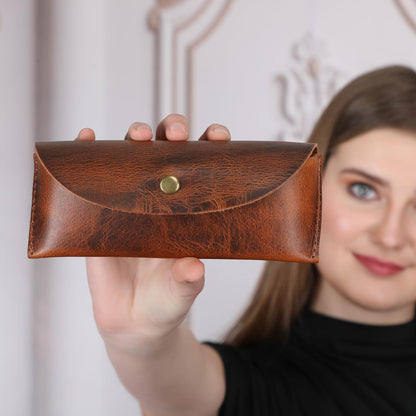 TheAntiq Leather Sunglasses Case Vintage Eyeglass Holder Handcrafted Soft Reading Glasses Pouch with Belt Loop Flexible and Slim Case for Men & Women