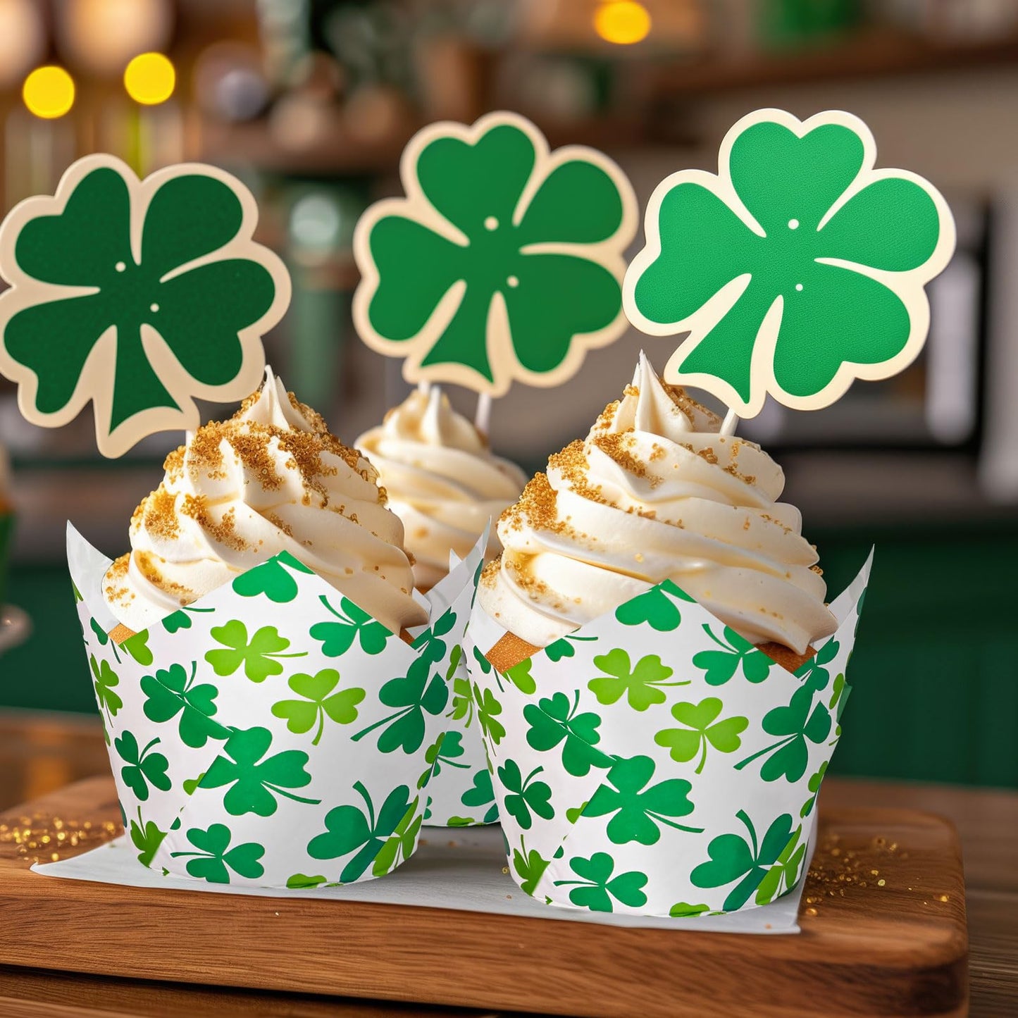 FYSUIMU 200Pcs St. Patrick's Day Tulip Cupcake Liners Green Shamrock Muffin Baking Cups Clover Cupcake Wrappers for Spring Irish Holiday Party Supplies