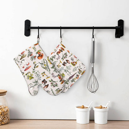 CEVIOLINRE Vintage Botanical Oven Mitts and Pot Holders Set Silicone Heat Resistant Plants Herbs Mushroom Kitchen Gloves Set Nature Floral Kitchen Mittens Pot Holders for BBQ Cooking Baking Grilling
