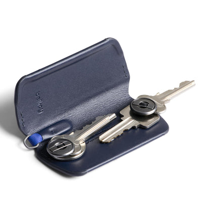 Bellroy Key Cover Plus – Third Edition (Leather Key Holder, Holds 4 – 8 Keys) - Navy
