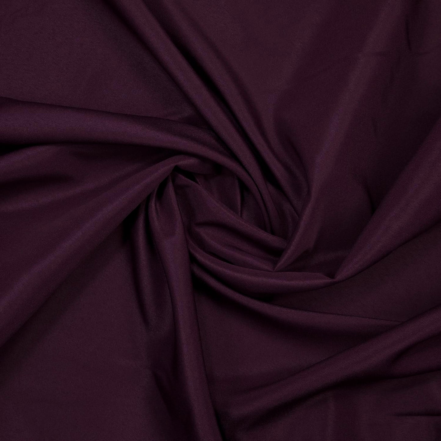 Gee Di Moda Rectangle Tablecloth - 70 x 120 Inch Eggplant Table Cloth for 6 or 8 Foot Rectangle Tables - Heavy Duty Washable Fabric - for Holiday Party, Dinner, Weddings, Baby Shower & Events