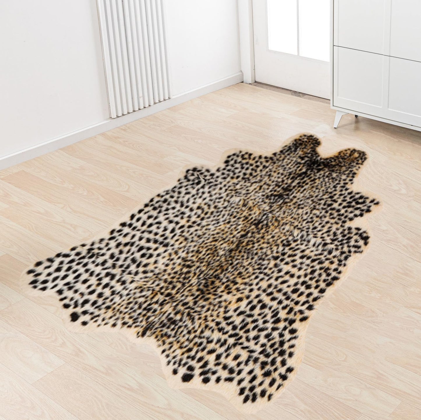 Leopard Rug Cheetah Rug Animals Printed Hide Mats Faux Fur Cowhide Skin Carpet for Home Office, Livingroom, Bedroom, 5.3ft x 6.6ft