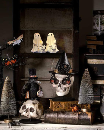 RWSEFK Ghost Walking Dog Display Statue Nightlight, Warm Lighted Indoor Figurine Lamps, Halloween Decors Spooky Dog Light, Cute Decorations for Party, Home, Bedroom, Shelf, Table Centerpiece (Boy)
