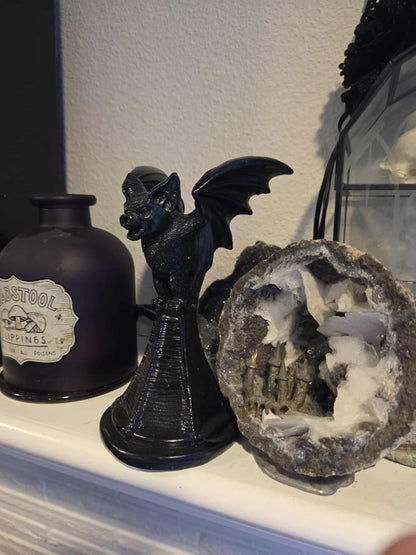 Halloween Candle Holder Decor Gothic Bat Candlestick Holder Stand Statue Figurine Home Decoration Accessory (Bat)