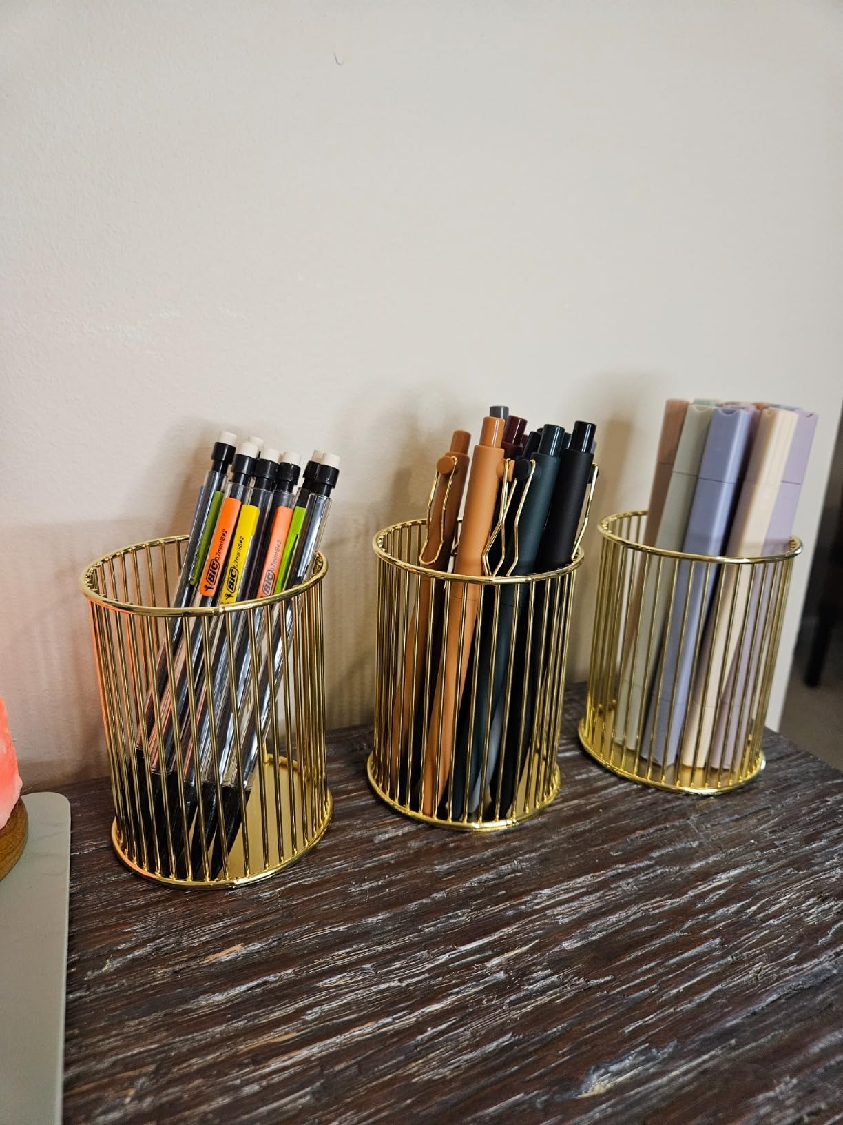 2Pcs Post sticky Note Holder + Pens Holders,Desk organizer sets,Gold Metal suit for Desk Memo,tableware,flowers,toothbrush,cute pencil holder ,Home Office decor and Accessories,Makeup Brushes Cup.