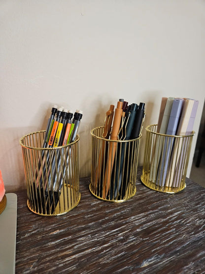 2Pcs Post sticky Note Holder + Pens Holders,Desk organizer sets,Gold Metal suit for Desk Memo,tableware,flowers,toothbrush,cute pencil holder ,Home Office decor and Accessories,Makeup Brushes Cup.