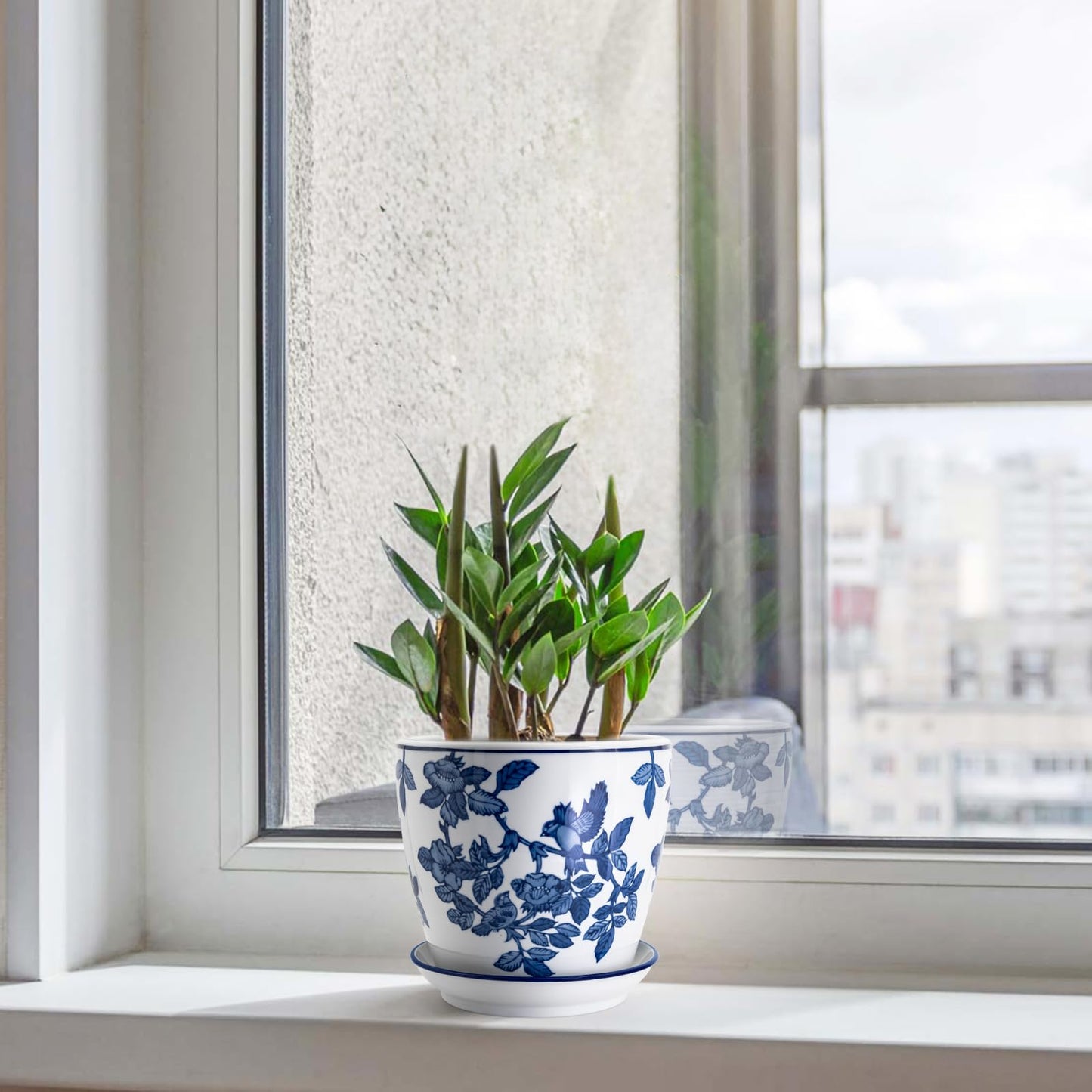 HakkaGirl 8 inch Ceramic Flower Pots, Chinoiserie Decor Ceramic Planter Plant Pots for Indoor Plants with Drainage and Saucer, Blue and White