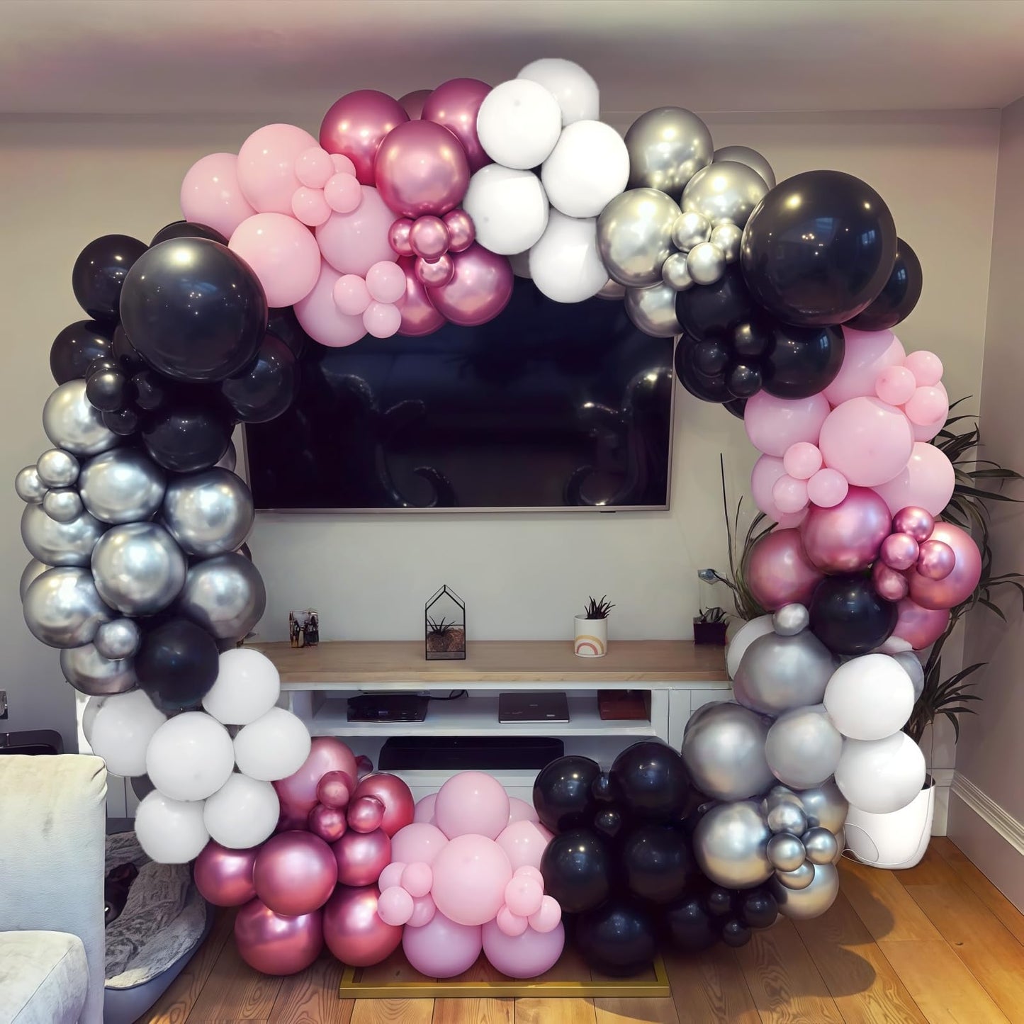 Halloween Balloon Arch Garland Kit, 129Pcs Black Spider White Eyes Bats Pink Metallic Silver Red Latex Balloons with Ghost Explosion Star Foil Balloons for Spooky Halloween Party Outdoor Decorations