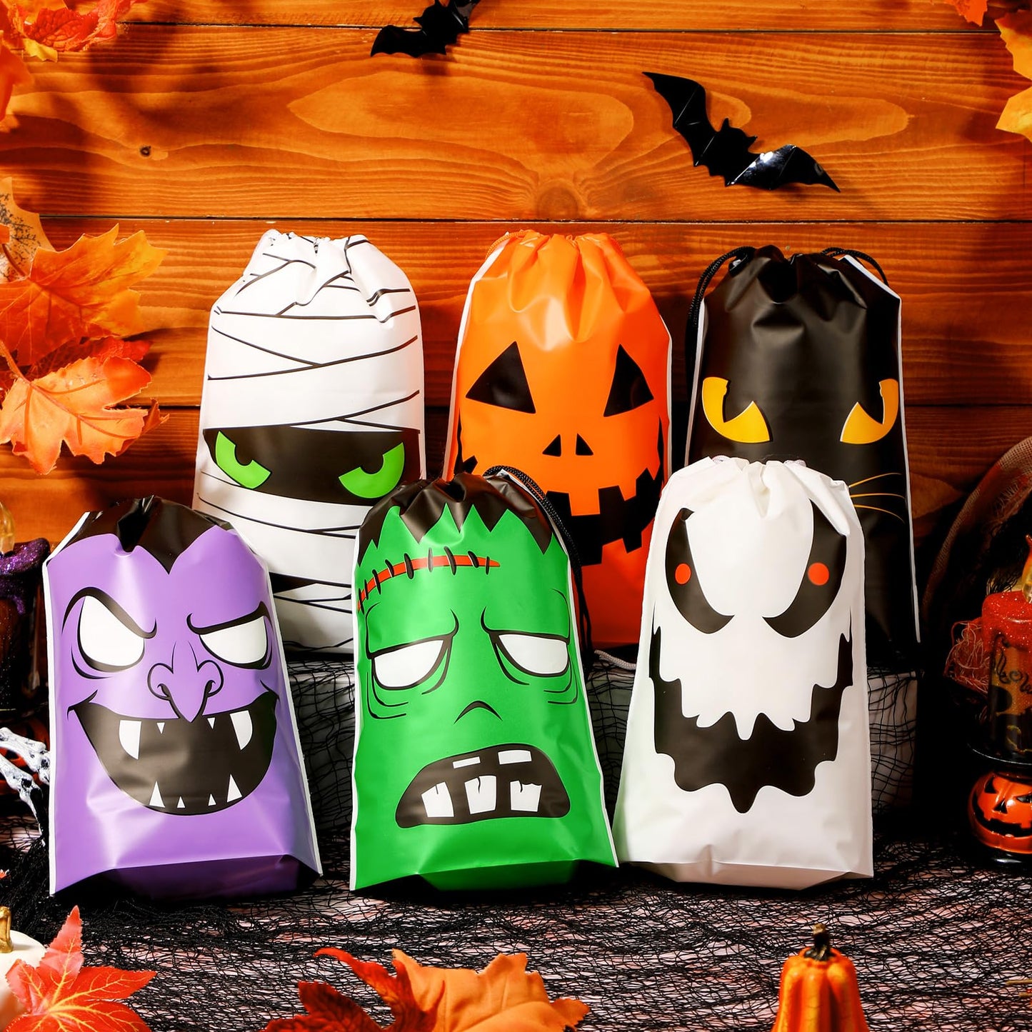 Sanwuta 60 Pcs Halloween Drawstring Treat Bags Reusable Trick or Goody Candy Drawstring Bags Halloween Party Favors Bulk for Trick or Goody Party Favors Supplies