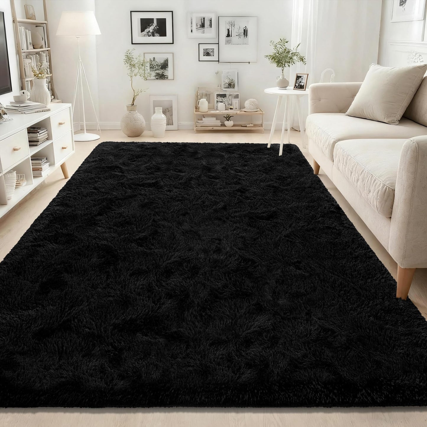 ISEAU Black Rug Super Soft Shaggy 4x6 Feet Rugs for Bedroom, Fluffy Area Rug for Living Room Floor Rug, Fuzzy and Comfy Carpet Nursery Shag Rug for Kids Boys Room Decor