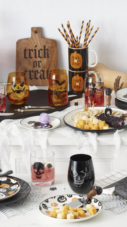 Oneida Coffee Mugs, Vintro Halloween Trick or Trick 10 Oz Mugs Set of 4, Porcelain, Spooky Drinkware Set, Dishwasher Safe, Microwave Safe, Halloween Decor Indoor, Pumpkin Decor (Orange/Black, 4 Piece)