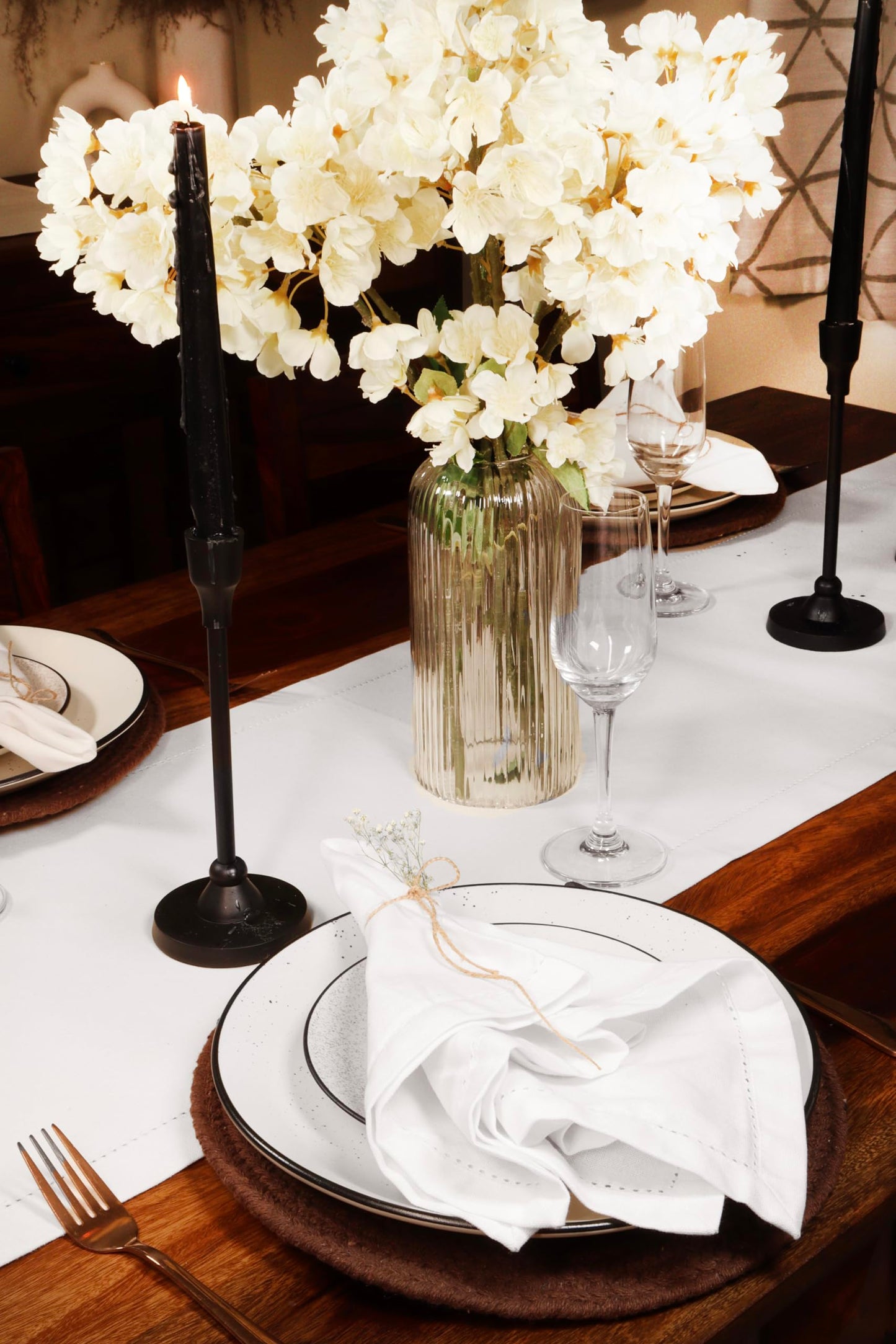 PurpleEssences Set of 12 Hemstitch Cloth Dinner Napkins 100% Cotton - Soft Durable Washable - Ideal for Wedding Spring Easter Summer - Perfect Everyday Use Table Linen 18x18 - White