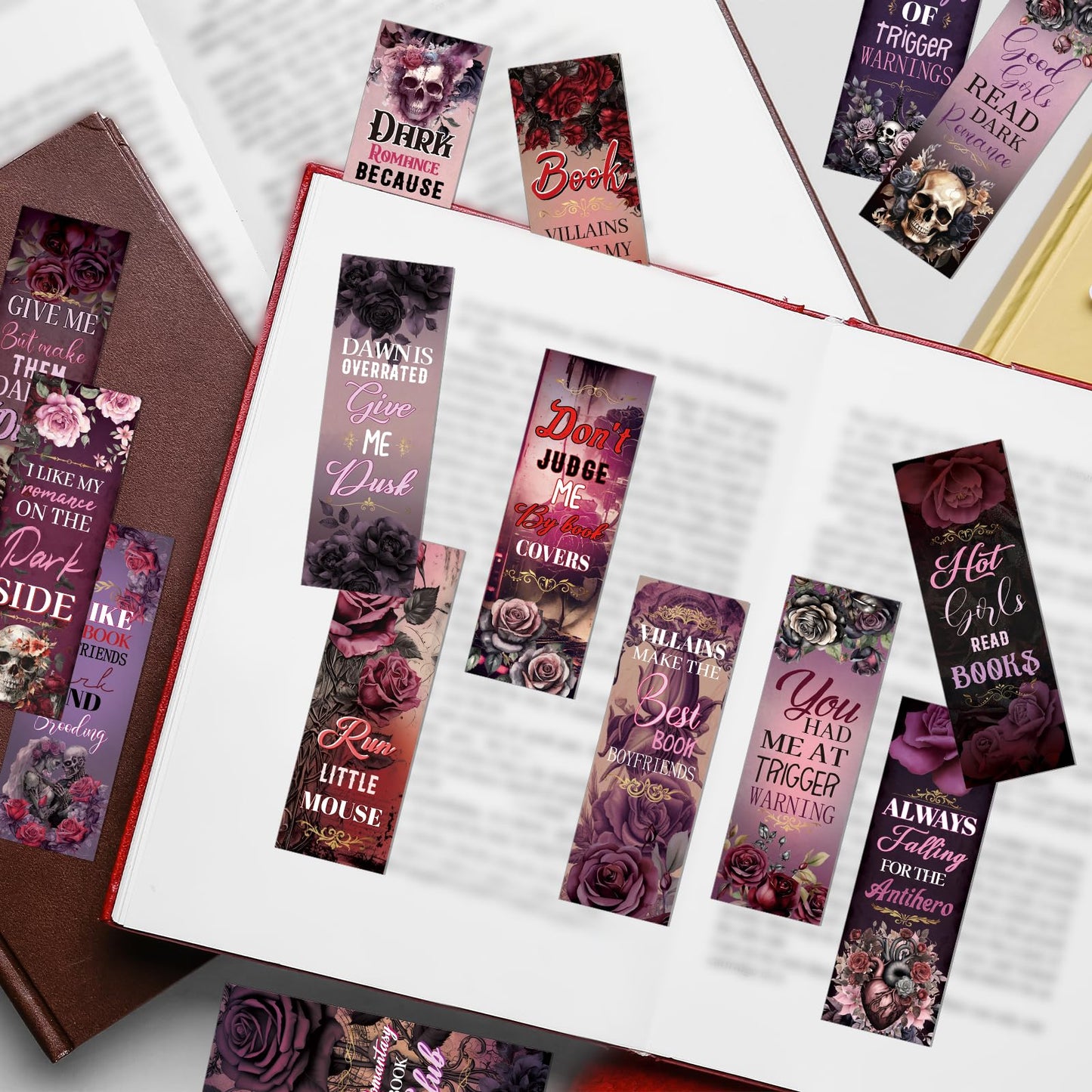 Wxiben Dark Romance Bookmark Gifts - 150 Pcs Dark Romance Merch Book Marks Skull Flower Bookmarks Page Marker Clip Gift for Women Men Book Lover Students Teachers Bookish Bookworm Reading