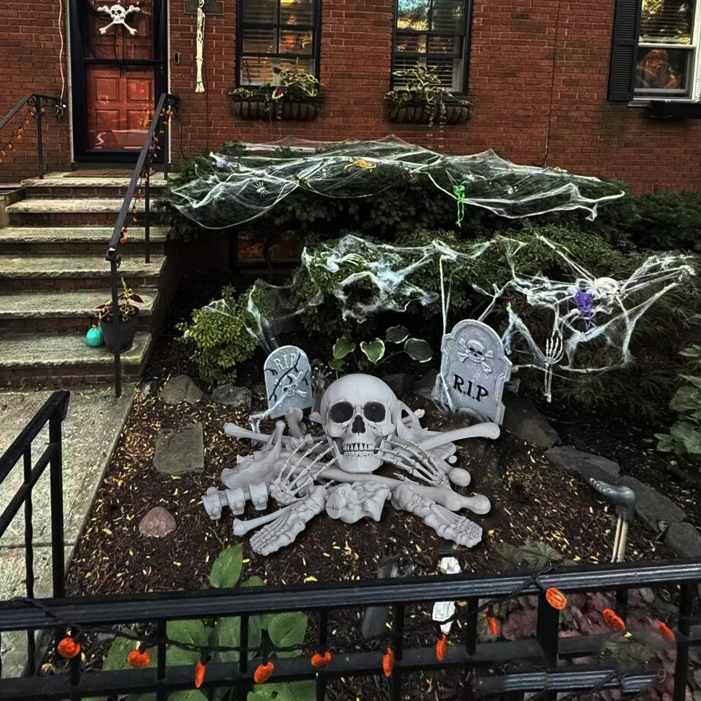 IDMOP 28 Pieces Skeleton Bones with Skull Bag of Plastic Bones Scary Groundbreakers for Halloween Yard Lawn Decoration (Gray)
