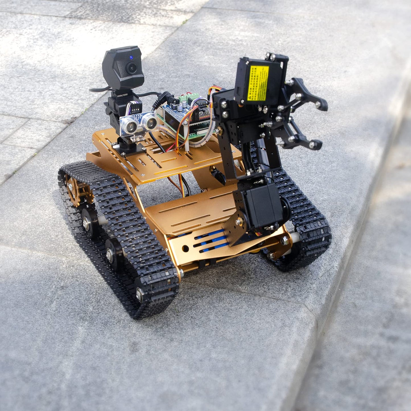 XiaoR Geek Raspberry Pi Smart WiFi Robot Car Kit, with 2DOF Hd Camera 4DOF Robotic Arm Tank Chassis Kit, Remote Control Programmable AI Vehicle Toy Controlled by Android/iOS App PC