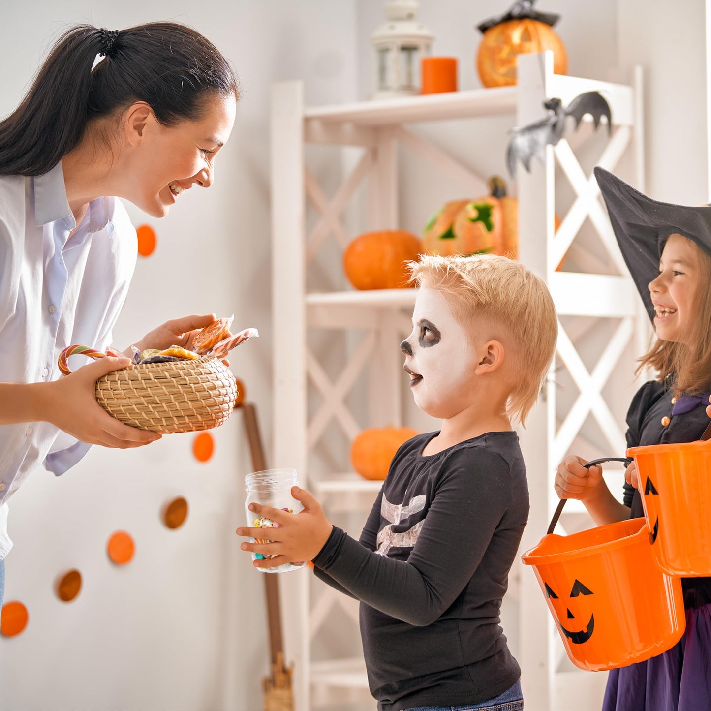 JAPBOR Halloween Candy Jars Containers - 14PCS Halloween Small Plastic Cookie Candy Jar with Lid Pumpkin Ghost Sticker Decoration, DIY Sugar Storage Dish Craft, Party Favor Gift Bottle Decor