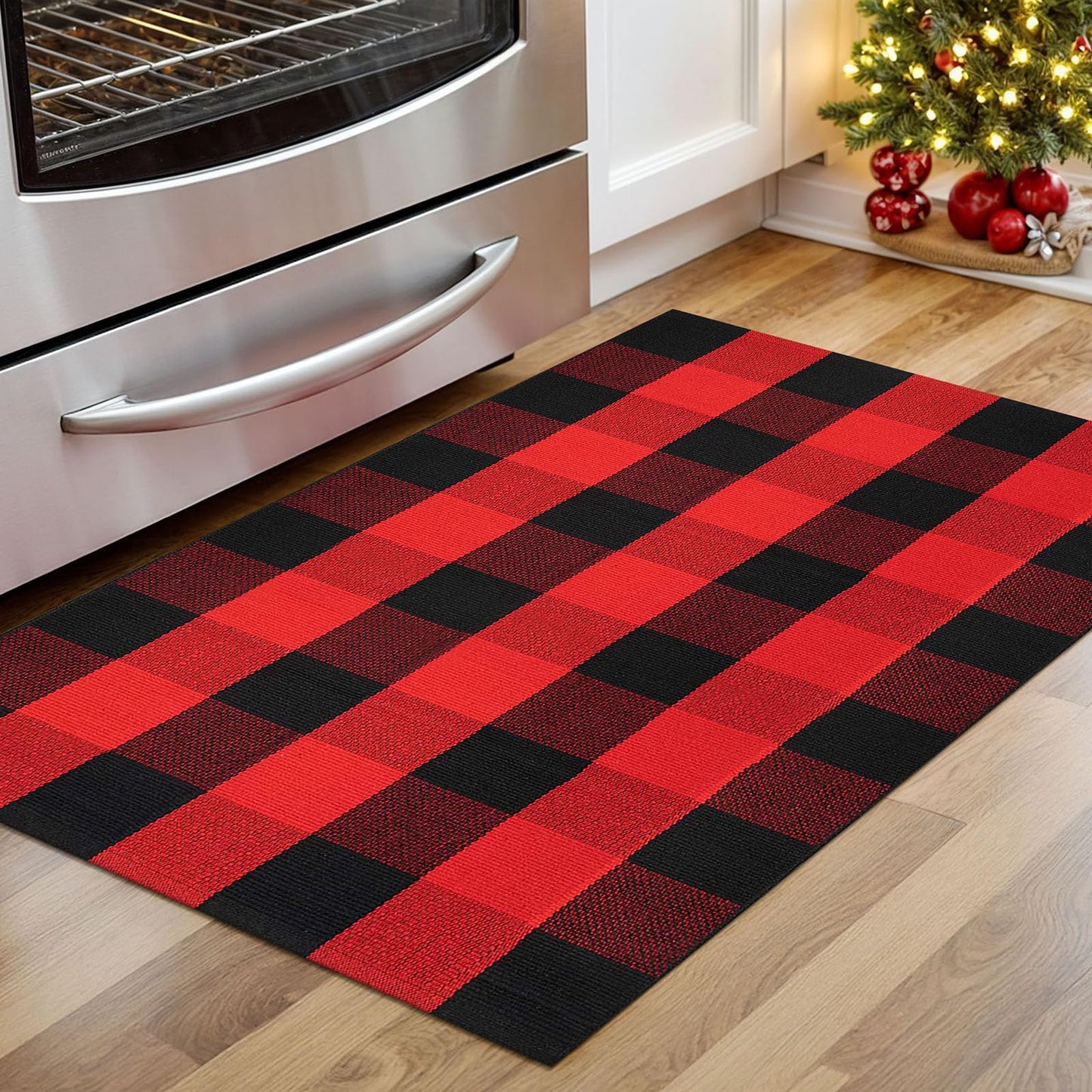 KOZYFLY Buffalo Plaid Rug 27.5x43 Inches Red and Black Checkered Rug Christmas Halloween Fall Door Mat Woven Cotton Washable Area Rugs Door Mat Outdoor Entrance for Front Porch Entryway
