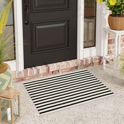 Sungea Black and White Striped Rugs 2.3'x3.6', Washable Hand Woven Front Door Rug, Reversible Outdoor Welcome Mat Foldable Layered Door Mats for Entryway Porch Decor Home Entrance