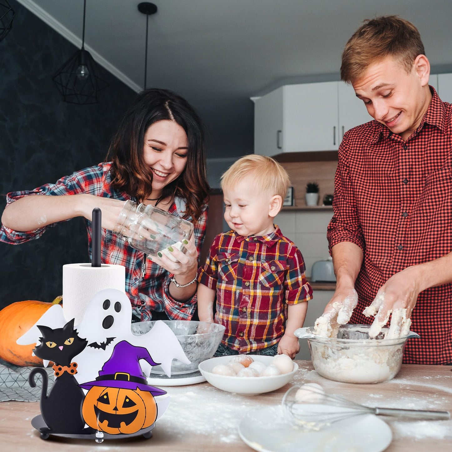 Willinglong Halloween Paper Towel Holder Metal Ghost Black Cat Pumpkins Towel Holder Halloween Bathroom Decor for Kitchen Home Countertops Bathroom Living Room Decoration