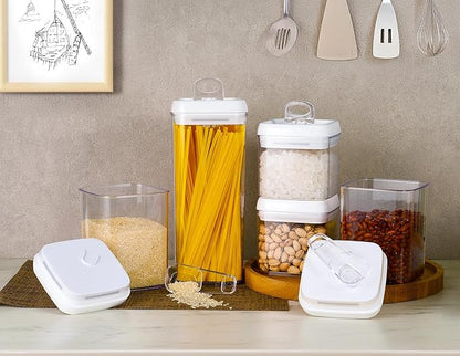Felli Flip Tite Storage Container with Built-In Spoon & Airtight Lid 5” Large-M Ring Flip Top, Stackable Acrylic Canister for Sugar Flour Powder, Kitchen Pantry Organizer (1.8qt), 2 spoons