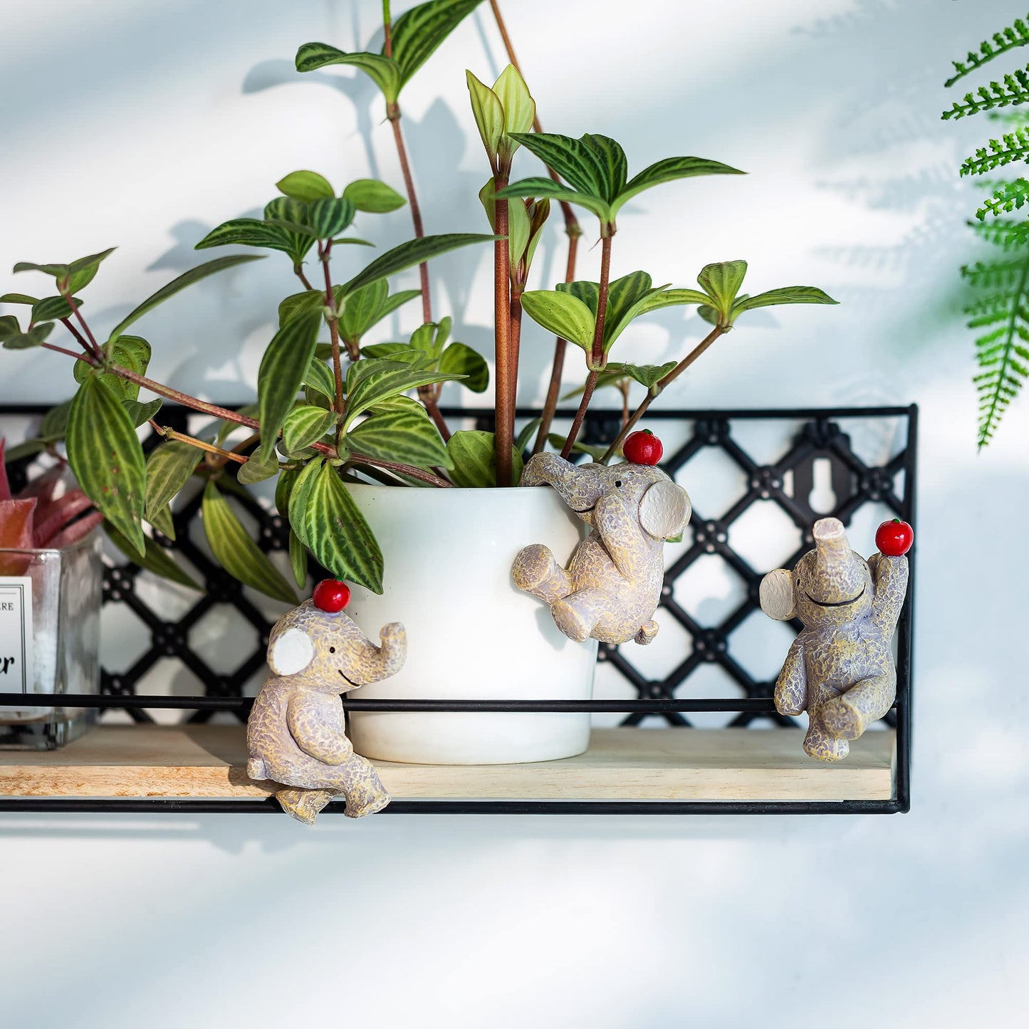 HomDSim Garden Statues Flowerpot Landscaping Tree-Hugger Fairy Plant Pot&Vase Hugger, Mini Decorative Climber Clingers (3Pack Elephant)
