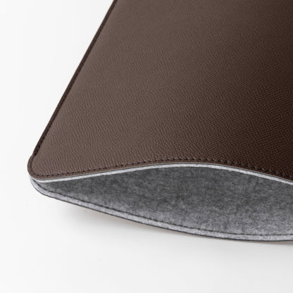 Comfyable Laptop Sleeve 13 Inch Precisely Compatible with MacBook Air M5 2026 & MacBook Pro/Neo A18, Faux Leather Cover Case, Coffee