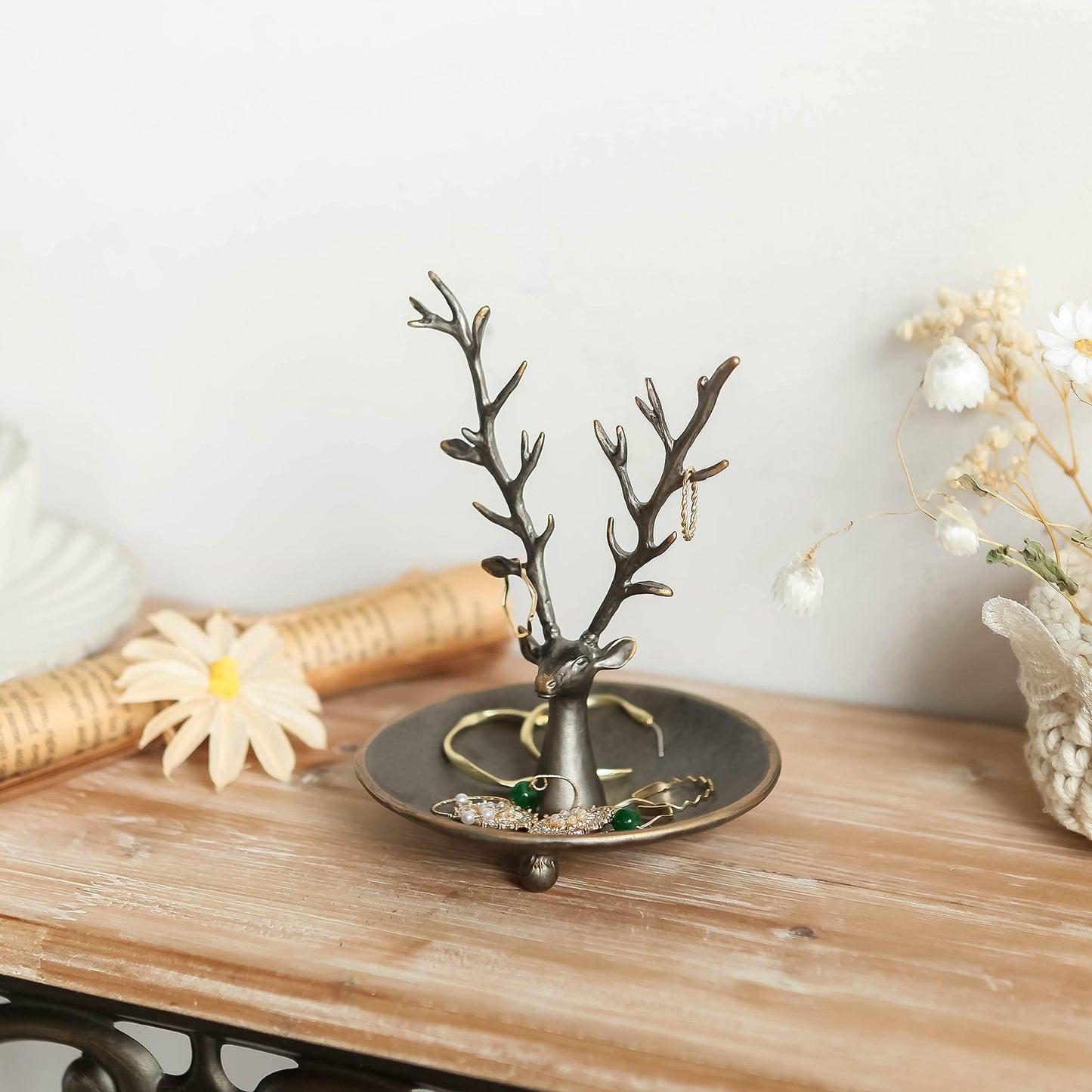 SOFFEE DESIGN Jewelry Tray Ring Dish Holder, Metal Deer Antler Jewelry Stand with Tray Display Organizer, Deer Tree Jewelry Hanger Rack for Hanging Necklaces, Rings, Earrings, Bracelet, Watches