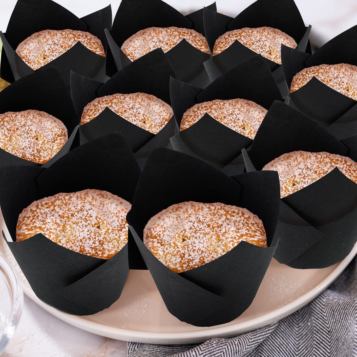 Jutom 200 Pack Tulip Cupcake Liners Paper Baking Cups Greaseproof Muffin Liners Grease Resistant Cupcake Wrappers for Weddings Birthday Cake Balls Muffins Candy Jelly Party(Black)