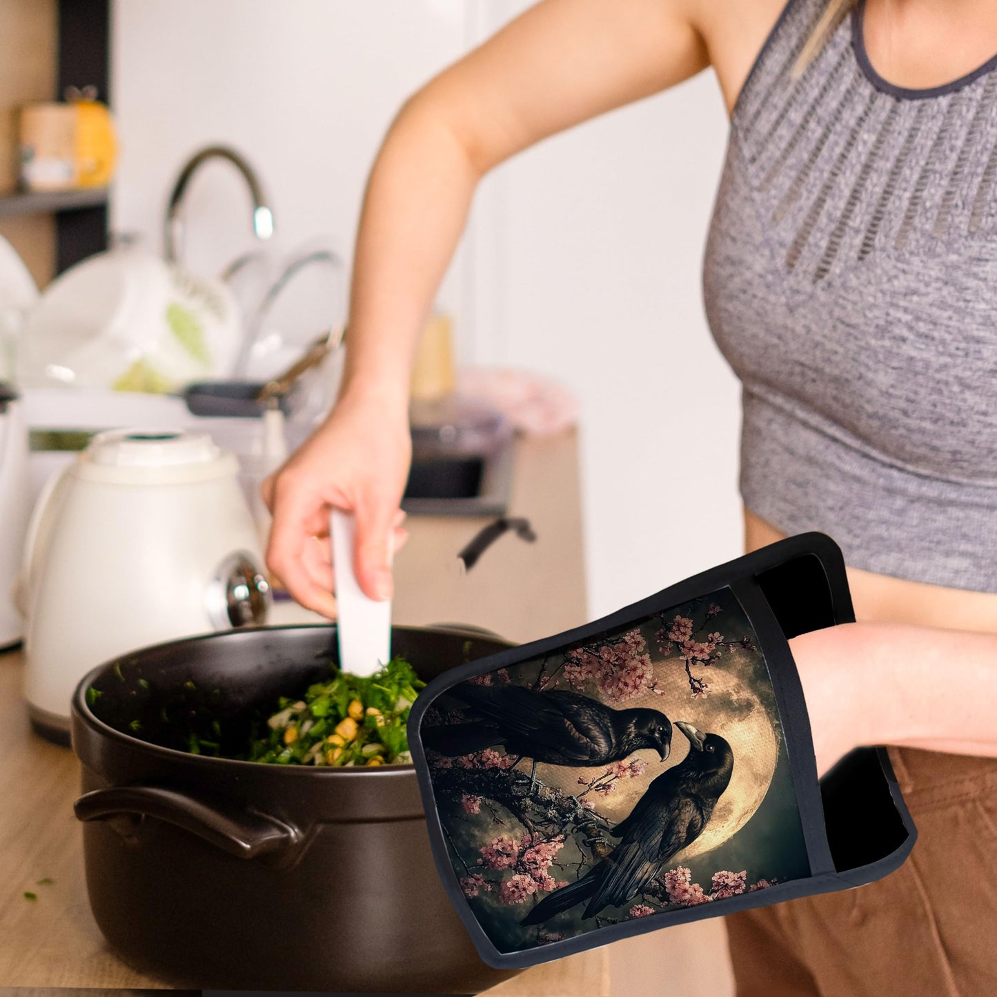 GOOZHO Moody Moonlit Gothic Raven Pot Holders with Pockets, Dark Academia Halloween Crow Cherry Blossom Oven Pot Holders Heat Resistant Oven Mitts Hot Pads for Kitchen Baking Cooking