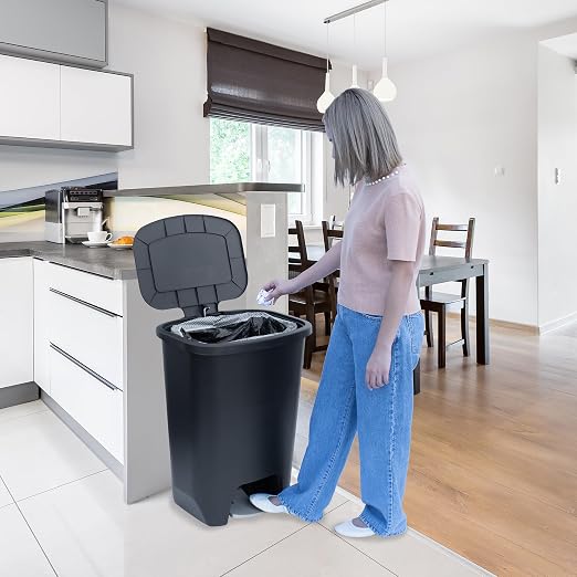 Glad Premium 20 Gallon Trash Can with Clorox Odor Protection | Plastic Kitchen Waste Bin | Hands Free with Stainless Steel Foot Pedal and Garbage Bag Rings, Black