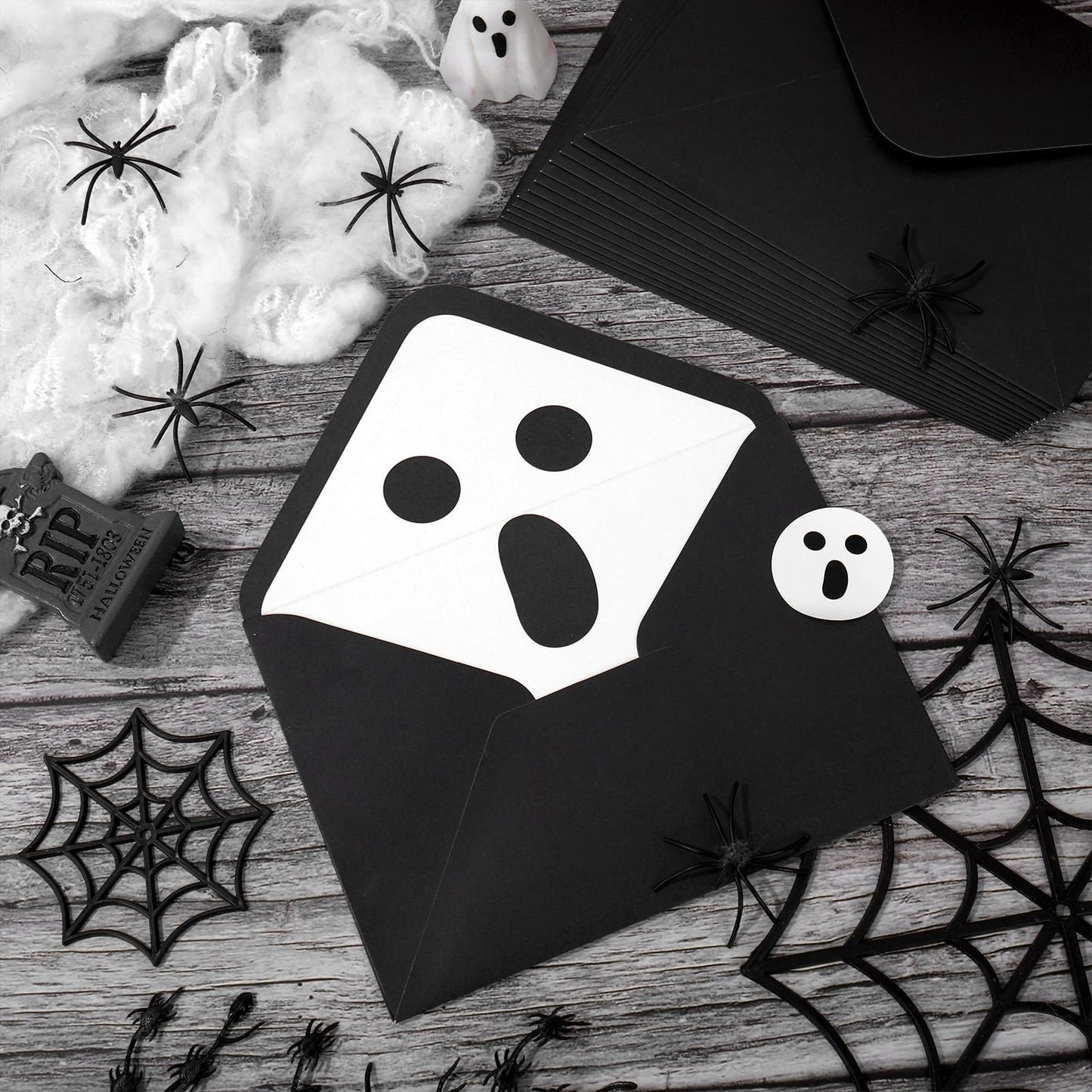 Whaline 50Pcs Halloween Envelopes White Black Ghost Invitation Envelope with Sticker Spooky Boo V-Flap Greeting Card Holders Gift Card Sleeves for Trick or Treat, 5 x 7 Inch