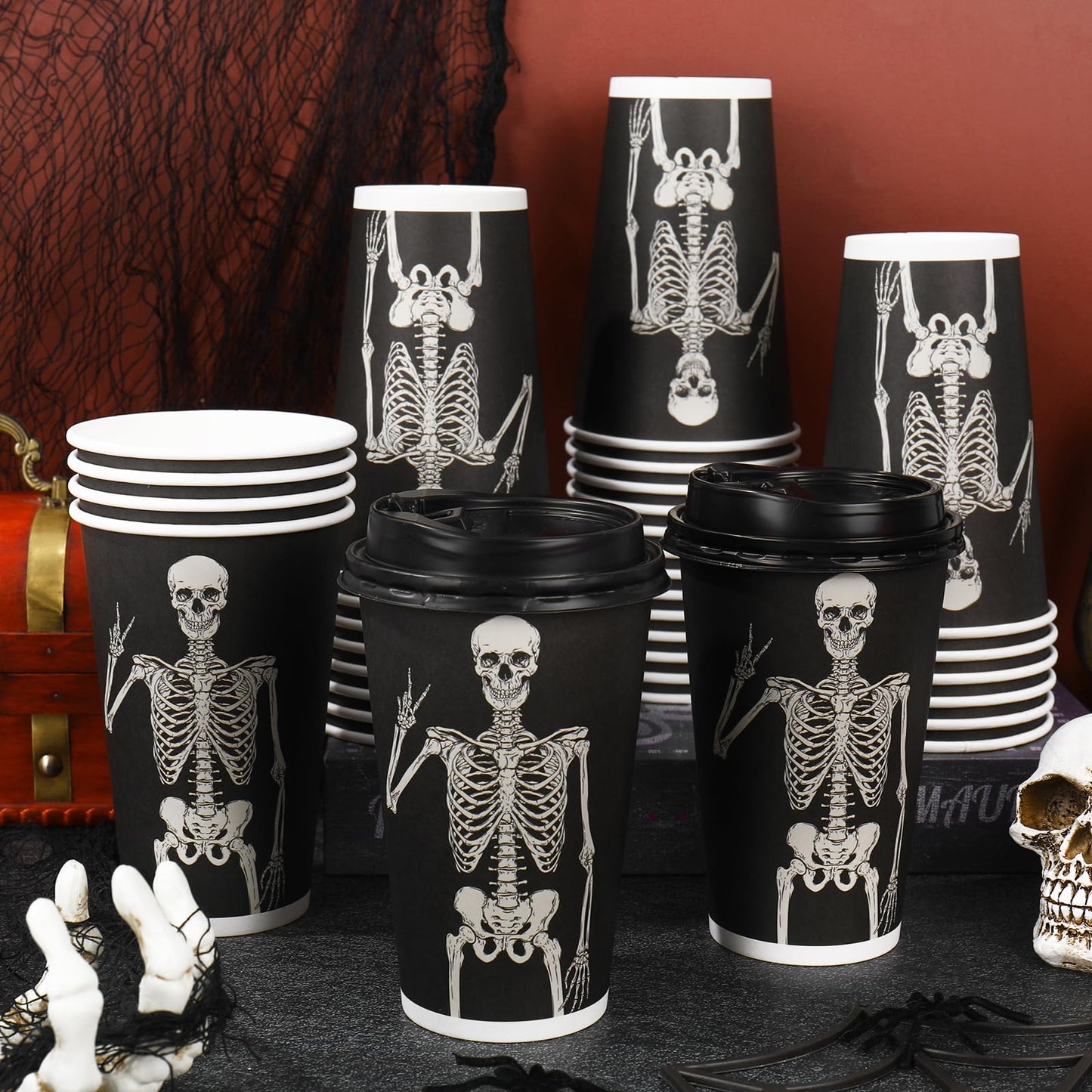 JarThenaAMCS 50Pcs Halloween Coffee Cups 16 Oz Smiling Skeleton Paper Cup with Lid Disposable Black Drinking Cups for Hot Cold Drink Trick or Treat Party Supplies
