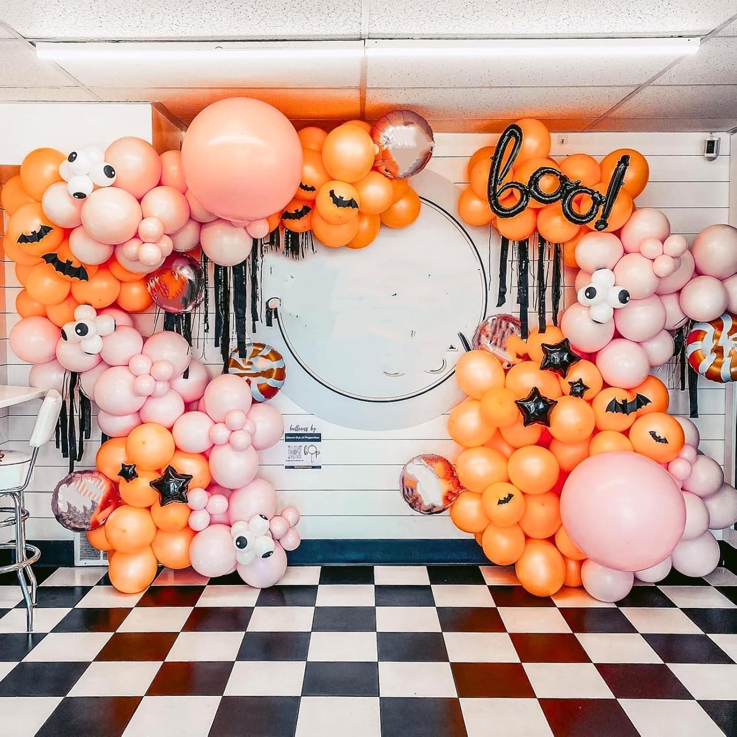 Halloween Balloons Arch Pink Black Orange Balloons Garland with Spider Foil Black Orange Pink Latex Balloon Bat Ghost Eyes Balloon for Party Haunted House Birthday Decorations