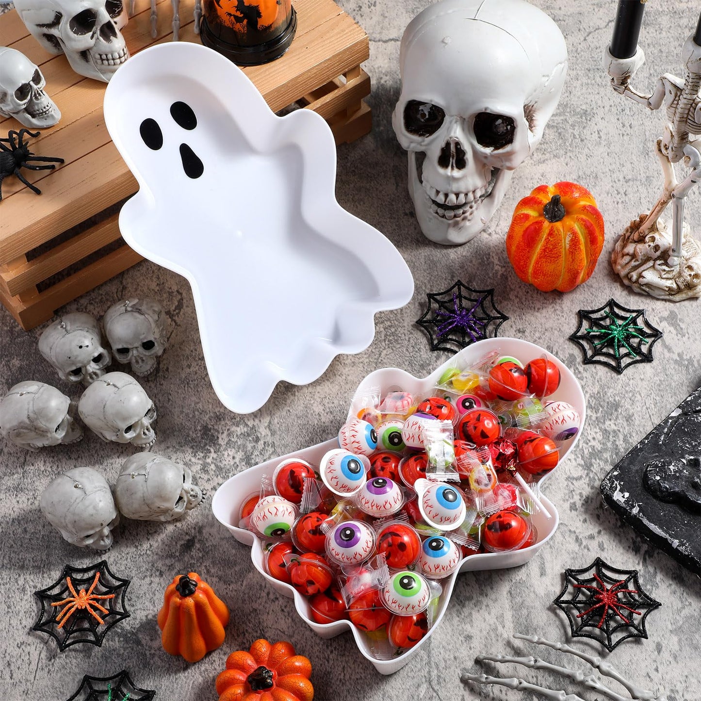 Wiwiqing 2 Pcs Halloween Ghost Candy Bowl Ghost Shaped Serving Tray Plates Plastic Spooky Dessert Platter Dish for Halloween Trick or Treat Party Food Storage Charcuterie Board Serving Supplies