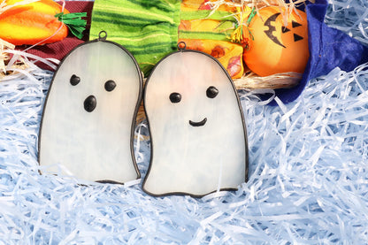 BOXCASA Ghosts Stained Glass Window Hangings,Funny Ghosts Stained Glass Suncatcher Gifts for Girls Boys Women Kids, Cute Ghosts Decor Halloween Ornament for Window,Set of 2