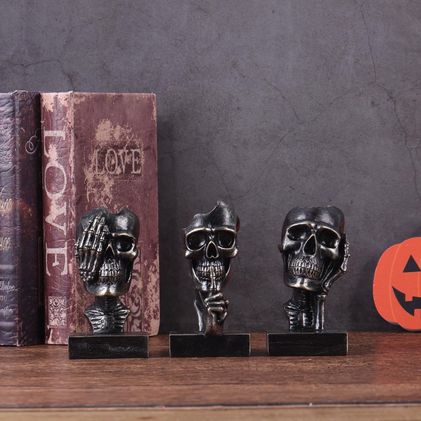 Don't Look, Don't Hear, Don't Speak Skeleton 3-Piece Set Statues Halloween Skeleton Decorative Statues Gothic Style Suitable for Living Room Coffee Tables, Offices, TV Cabinets, Bookshelf Decor