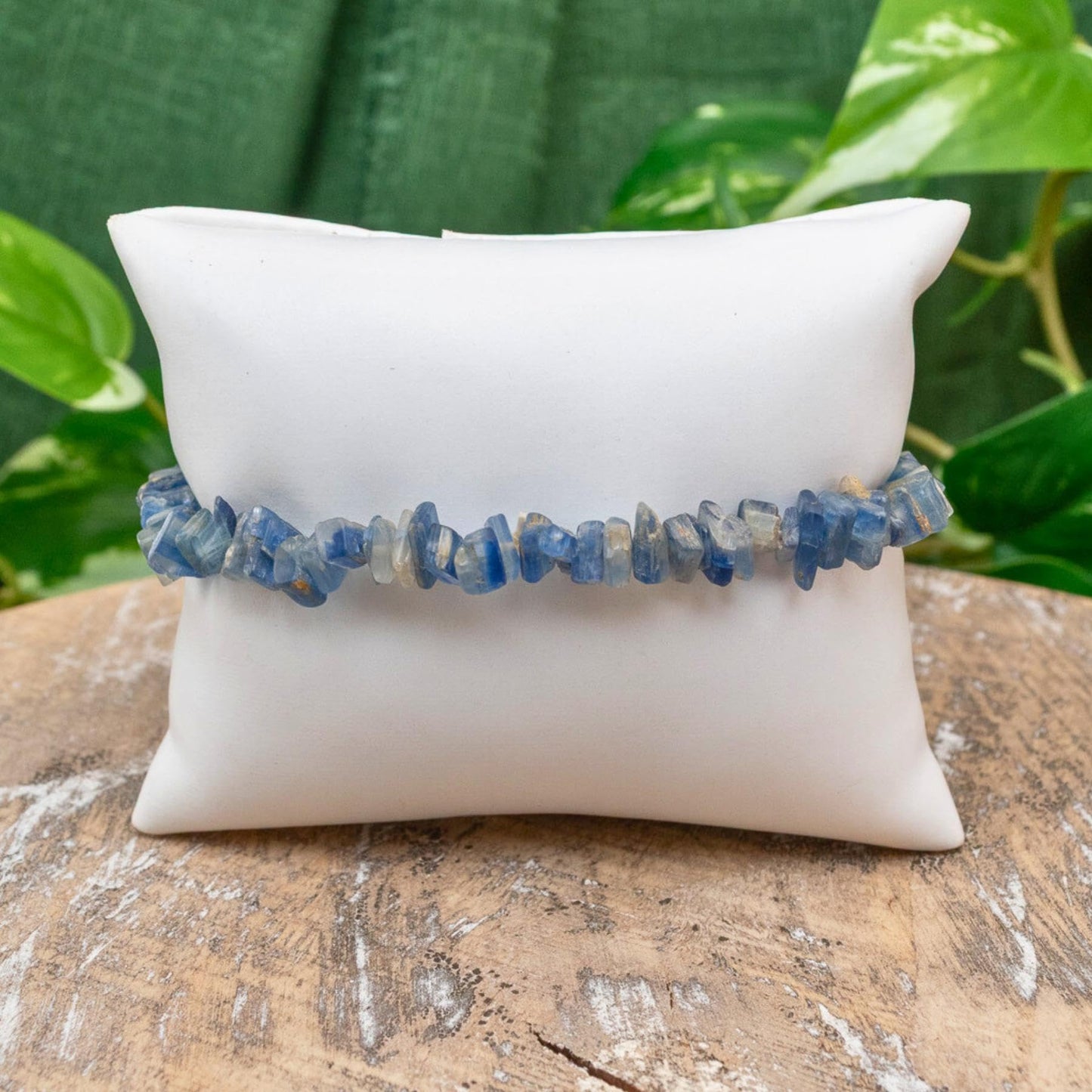 Down To Earth Blue Kyanite Natural Gemstone Bracelets, Chakra Crystal Healing Chip Stretch Bracelets, Stretch Bracelets for Women (Blue Kyanite)