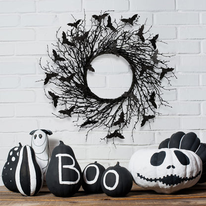 Sggvecsy 17.7"Artificial Black Twig Wreath with Glitter Bats - Handmade Sparkling Hanging Decorations for Front Door, Indoor/Outdoor Halloween Party