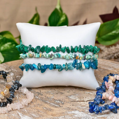 Blue Apatite Natural Gemstone Bracelets, Chakra Crystal Healing Chip Stretch Bracelets, Gemstone Polished Irregular Crystals, Crystal Irregular Chips Beads Stretch Bracelets (Blue Apatite)