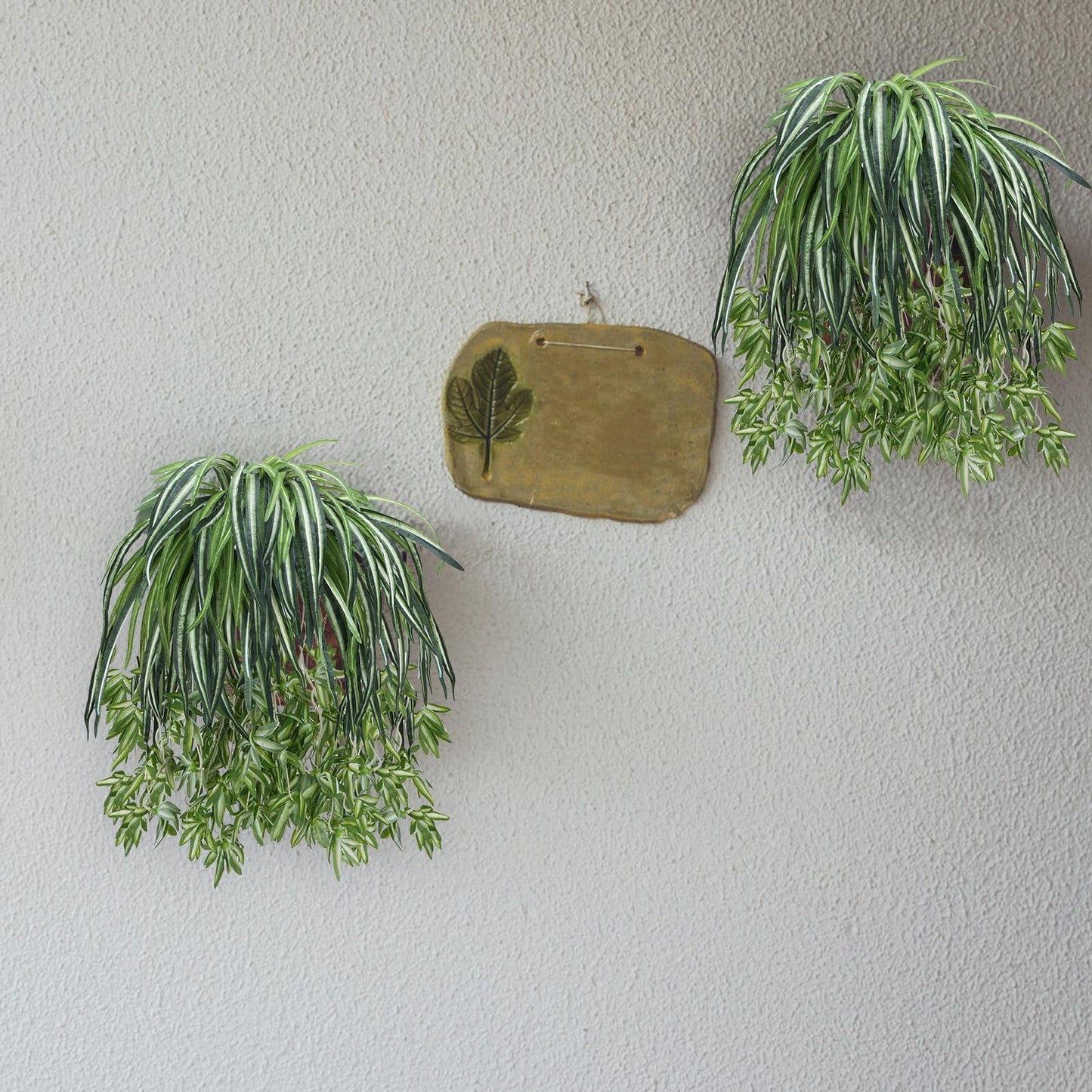 Luabue 4PCS Spider Plant Artificial Hanging Spider Plants 26Inch Chlorophytum Fake Greenery Artificial Plants for Pot Plantes Wall Home Garden Office Verandah Indoor Outdoor