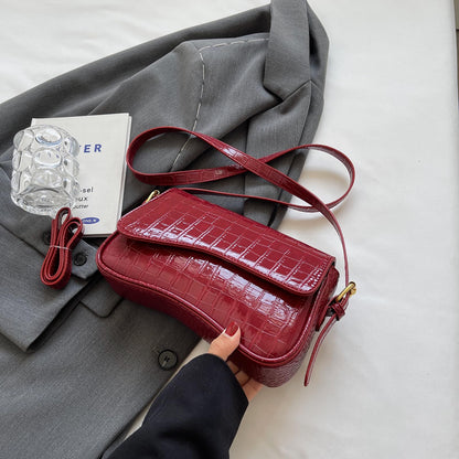 Women's Small Shoulder Bag Clutch Y2KPurse Handbag PU Leather Tote Bag with 2 Removable Straps and Zipper Closure Crossbody Bags (Crocodile red)