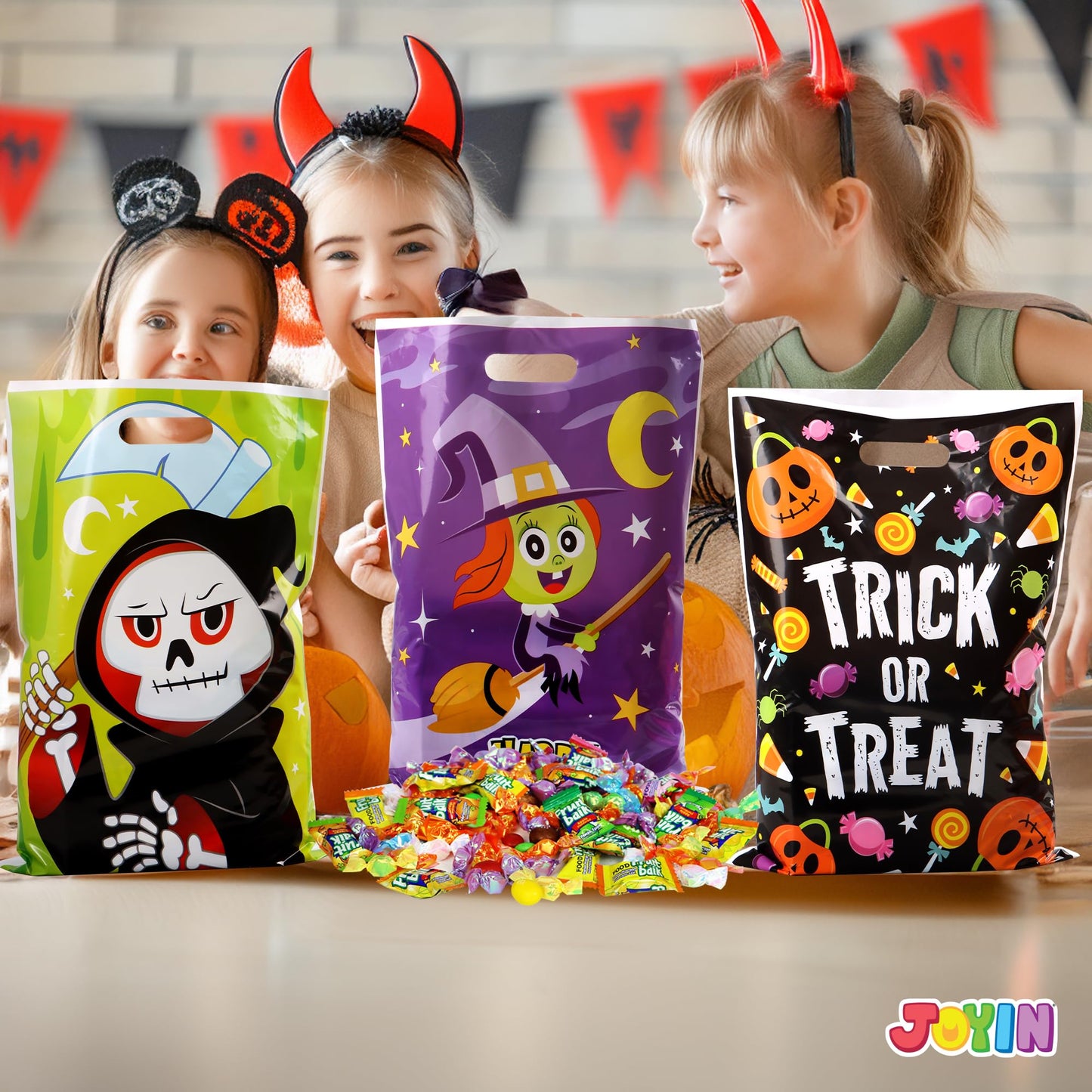 JOYIN 72 Pcs Halloween Candy Bags, Trick or Treating Goodie Bags in 6 Character Themed Designs for Kids Halloween Party Favor, Plastic Snacks Stuffers Bag for Party Supplies
