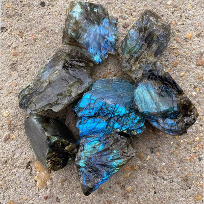 FZBHRO Raw Labradorite Stone Blue Rough Labradorite Rock Healing Crystal and Stone for Tumbling Meditation 0.4-0.6 Pound