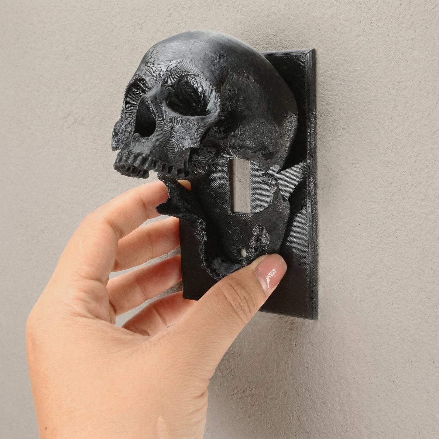 Gothic Skull Light Switch Cover - Goth Skeleton Lightswitch Outlet Plate Cover, 3D Printed Fun Single Toggle Standard Size for Bedroom Home Halloween Wall Decor, Black