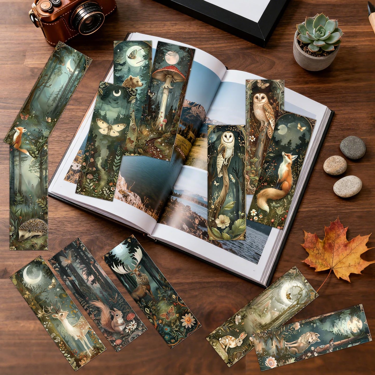 Cosmisun Woodland Animal Bookmarks Gifts - 100 Pcs Fantasy Forest Animal Bookmark Paper Mushroom Raccoons Flower Book Mark Page Clips Gifts for Women Men Book Lovers Students Teachers Bookish Reading